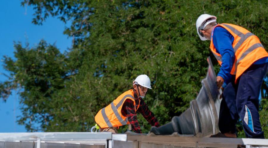 Professional gutter cleaning in Cameron, NC